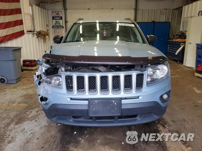 Piąte zdjęcie samochodu w środku: 2014 JEEP COMPASS SPORT VIN:1C4NJDBBXED576994 - miniatura