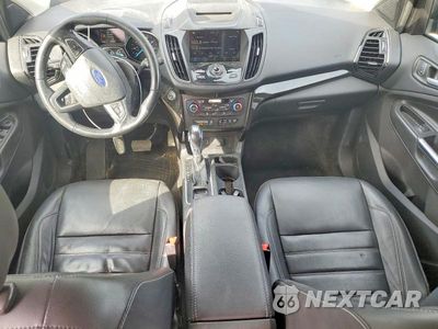 Zdjęcie 8 z 14 samochodu: 2018 FORD ESCAPE TITANIUM VIN:1FMCU9J99JUC00593 - miniatura