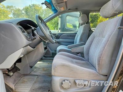 Zdjęcie 7 z 13 samochodu: 1998 TOYOTA SIENNA LE VIN:4T3ZF13C5WU021805 - miniatura