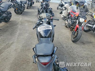 Zdjęcie 6 z 9 samochodu: 2012 HONDA CBR250 R VIN:MLHMC4103C5204973 - miniatura