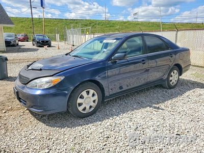 2004 TOYOTA CAMRY LE 4T1BE32K04U283391 - główne zdjęcie licytacji z USA - miniatura