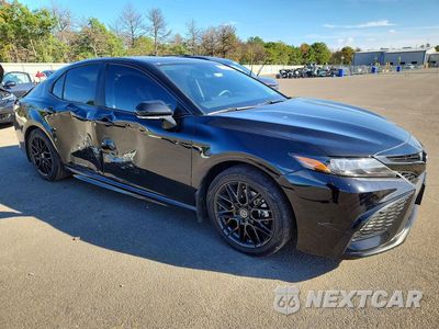 Czwarte zdjęcie samochodu z boku: 2023 TOYOTA CAMRY SE VIN:4T1T11BK6PU093703 - miniatura