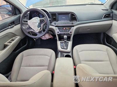 Zdjęcie 8 z 12 samochodu: 2018 HYUNDAI ELANTRA SEL VIN:5NPD84LF7JH398085 - miniatura