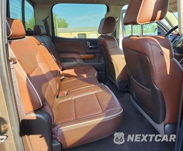 Zdjęcie 10 z 12 samochodu: 2015 CHEVROLET SILVERADO K1500 HIGH COUNTRY VIN:3GCUKTEC2FG162653 - miniatura