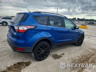 Trzecie zdjęcie samochodu z tyłu: 2017 FORD ESCAPE SE VIN:1FMCU0GD7HUA19770 - miniatura