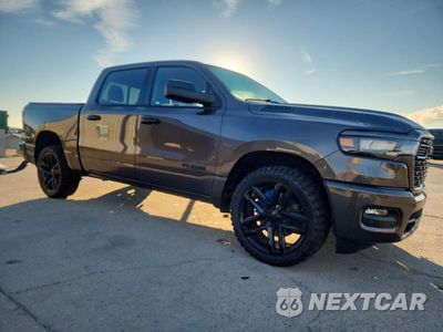 Czwarte zdjęcie samochodu z boku: 2025 RAM 1500 TRADESMAN VIN:1C6RREGGXSN241770 - miniatura