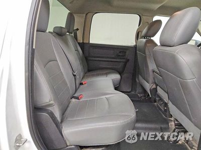 Zdjęcie 10 z 13 samochodu: 2017 RAM 1500 ST VIN:1C6RR6ST7HS622142 - miniatura