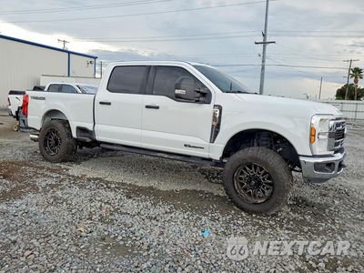 Czwarte zdjęcie samochodu z boku: 2026 FORD F250 SUPER DUTY VIN:1FT8W2BT6TEC82706 - miniatura
