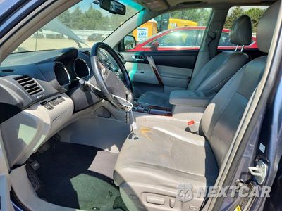 Zdjęcie 7 z 12 samochodu: 2013 TOYOTA HIGHLANDER LIMITED VIN:5TDDK3EH3DS236494 - miniatura