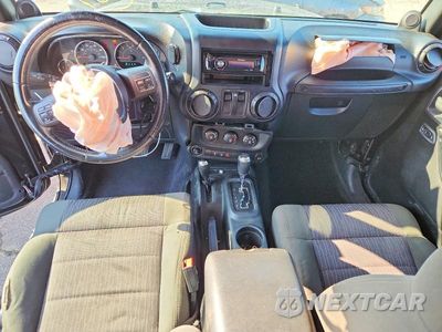 Zdjęcie 8 z 12 samochodu: 2012 JEEP WRANGLER SPORT VIN:1C4AJWAGXCL198508 - miniatura