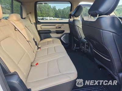 Zdjęcie 10 z 13 samochodu: 2019 RAM 1500 LIMITED VIN:1C6SRFHT4KN672382 - miniatura