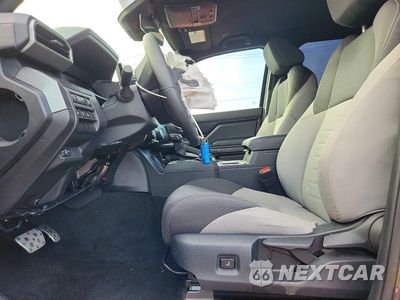 Zdjęcie 7 z 12 samochodu: 2025 TOYOTA TACOMA TRD SPORT HV VIN:3TYLC5LN2ST033160 - miniatura