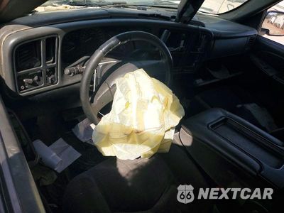 Zdjęcie 8 z 12 samochodu: 2005 CHEVROLET SILVERADO C1500 VIN:2GCEC19T951119371 - miniatura
