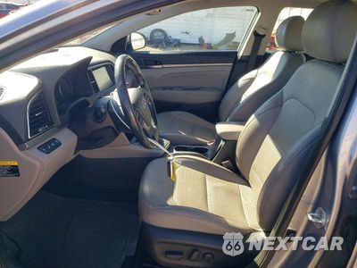 Zdjęcie 7 z 12 samochodu: 2017 HYUNDAI ELANTRA LIMITED VIN:5NPD84LF4HH013253 - miniatura