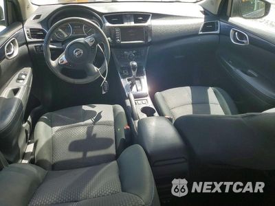 Zdjęcie 8 z 12 samochodu: 2019 NISSAN SENTRA SR VIN:3N1AB7AP9KY322599 - miniatura
