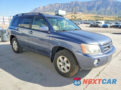 Czwarte zdjęcie samochodu z boku: 2003 TOYOTA HIGHLANDER LIMITED VIN:JTEHF21A130137694 - miniatura