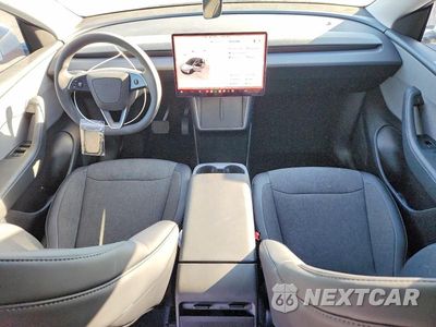 Zdjęcie 8 z 12 samochodu: 2026 TESLA MODEL Y VIN:7SAYGDEE7TA649424 - miniatura