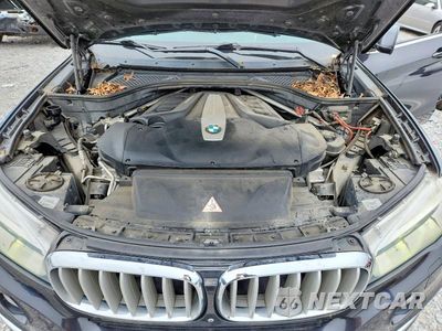 Zdjęcie 12 z 13 samochodu: 2015 BMW X5 XDRIVE50I VIN:5UXKR6C59F0J78232 - miniatura
