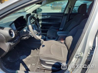 Zdjęcie 7 z 12 samochodu: 2019 KIA FORTE LXS VIN:3KPF24AD8KE122077 - miniatura