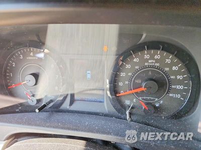 Zdjęcie 9 z 12 samochodu: 2015 TOYOTA SIENNA LE VIN:5TDKK3DCXFS582946 - miniatura