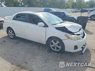 Czwarte zdjęcie samochodu z boku: 2013 TOYOTA COROLLA LE VIN:5YFBU4EE5DP151212 - miniatura