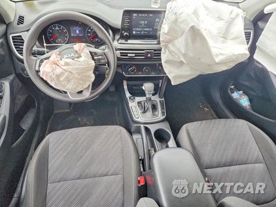 Zdjęcie 8 z 13 samochodu: 2021 KIA SELTOS LX VIN:KNDEPCAA2M7124374 - miniatura