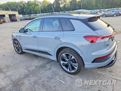Drugie zdjęcie samochodu z przodu: 2025 AUDI Q4 E-TRON PREMIUM VIN:WA1KUBFZ9SP039737 - miniatura