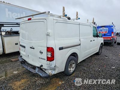 Trzecie zdjęcie samochodu z tyłu: 2018 NISSAN NV 1500 S VIN:1N6BF0KM9JN807707 - miniatura