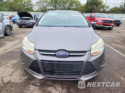 Piąte zdjęcie samochodu w środku: 2014 FORD FOCUS SE VIN:1FADP3K22EL166058 - miniatura