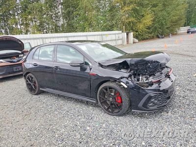 Czwarte zdjęcie samochodu z boku: 2024 VOLKSWAGEN GTI AUTOBAHN VIN:WVWWA7CDXRW137570 - miniatura