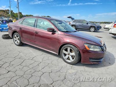 Czwarte zdjęcie samochodu z boku: 2012 VOLKSWAGEN PASSAT SE VIN:1VWBP7A39CC093073 - miniatura