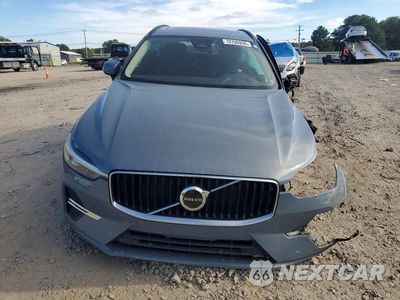 Piąte zdjęcie samochodu w środku: 2022 VOLVO XC60 B5 MOMENTUM VIN:YV4L12DK9N1921469 - miniatura