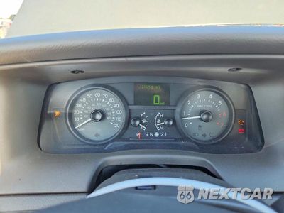 Zdjęcie 9 z 13 samochodu: 2006 MERCURY GRAND MARQUIS LS VIN:2MEFM75W06X637922 - miniatura