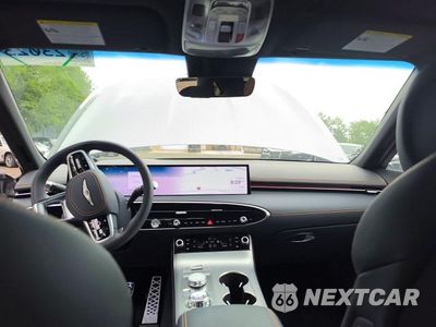 Zdjęcie 9 z 15 samochodu: 2026 GENESIS GV70 SPORT PRESTIGE VIN:5NMMFDTB3TH068642 - miniatura