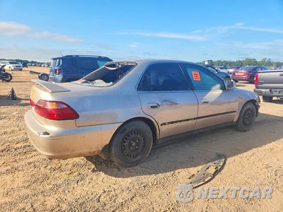 Trzecie zdjęcie samochodu z tyłu: 2000 HONDA ACCORD VIN:1HGCG5647YA144829 - miniatura