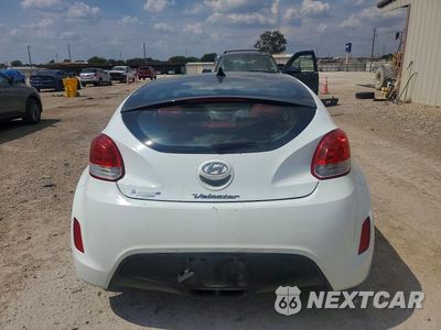 Zdjęcie 6 z 12 samochodu: 2012 HYUNDAI VELOSTER BASE VIN:KMHTC6AD7CU068572 - miniatura
