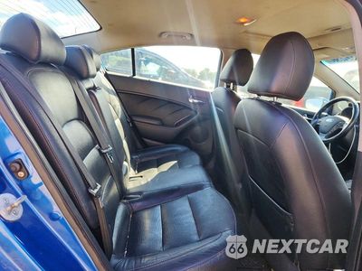 Zdjęcie 10 z 12 samochodu: 2015 KIA FORTE EX VIN:KNAFZ4A89F5337481 - miniatura
