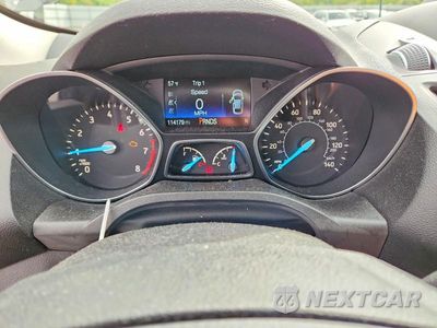 Zdjęcie 9 z 13 samochodu: 2019 FORD ESCAPE SE VIN:1FMCU9GDXKUB83929 - miniatura