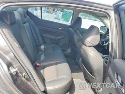 Zdjęcie 10 z 13 samochodu: 2019 NISSAN ALTIMA SR VIN:1N4BL4CV4KN320299 - miniatura