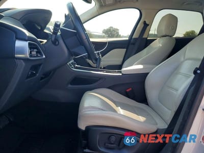 Zdjęcie 7 z 13 samochodu: 2017 JAGUAR F-PACE PRESTIGE VIN:SADCK2BN5HA891084 - miniatura