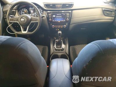 Zdjęcie 8 z 13 samochodu: 2018 NISSAN ROGUE SV VIN:KNMAT2MV8JP531811 - miniatura