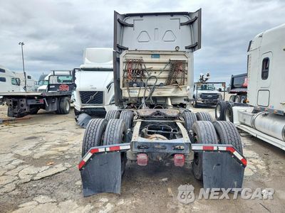 Zdjęcie 6 z 13 samochodu: 2020 FREIGHTLINER CASCADIA 126 SEMI TRUCK VIN:1FUJHHDR5LLLC7716 - miniatura