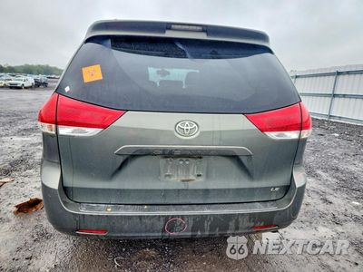Zdjęcie 6 z 13 samochodu: 2011 TOYOTA SIENNA LE VIN:5TDKK3DC5BS011360 - miniatura