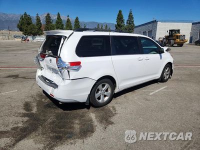 Trzecie zdjęcie samochodu z tyłu: 2013 TOYOTA SIENNA LE VIN:5TDKK3DCXDS290842 - miniatura