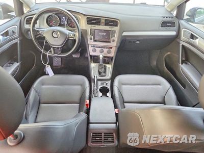 Zdjęcie 8 z 12 samochodu: 2016 VOLKSWAGEN GOLF SPORTWAGEN S VIN:3VWC17AUXGM520330 - miniatura