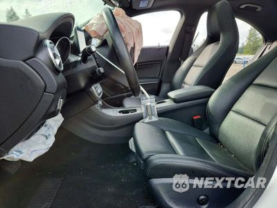 Zdjęcie 7 z 12 samochodu: 2017 MERCEDES-BENZ CLA 250 4MATIC VIN:WDDSJ4GB6HN401979 - miniatura
