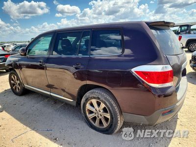 Drugie zdjęcie samochodu z przodu: 2013 TOYOTA HIGHLANDER BASE VIN:5TDZA3EH3DS036188 - miniatura