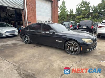 2011 BMW 750LI XDRI WBAKC8C58BC432422 - główne zdjęcie licytacji z USA - miniatura