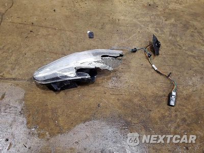 Zdjęcie 12 z 13 samochodu: 2021 CHEVROLET MALIBU LT VIN:1G1ZD5ST3MF053173 - miniatura