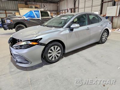 2022 TOYOTA CAMRY LE 4T1C31AK1NU587637 - główne zdjęcie licytacji z USA - miniatura